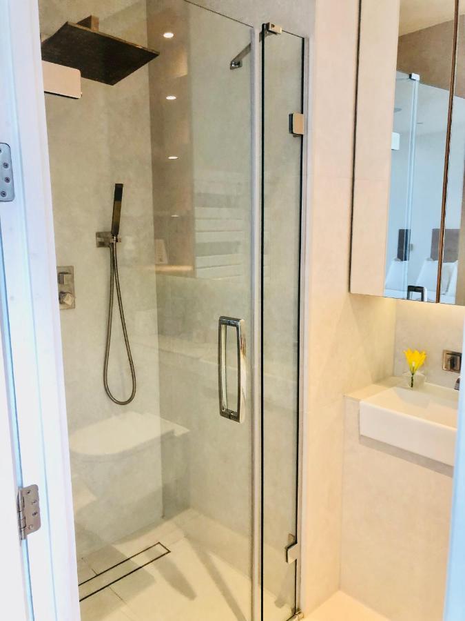 Luxury 2 Bedroom Apartment 20 Min From Central London Londres Exterior foto