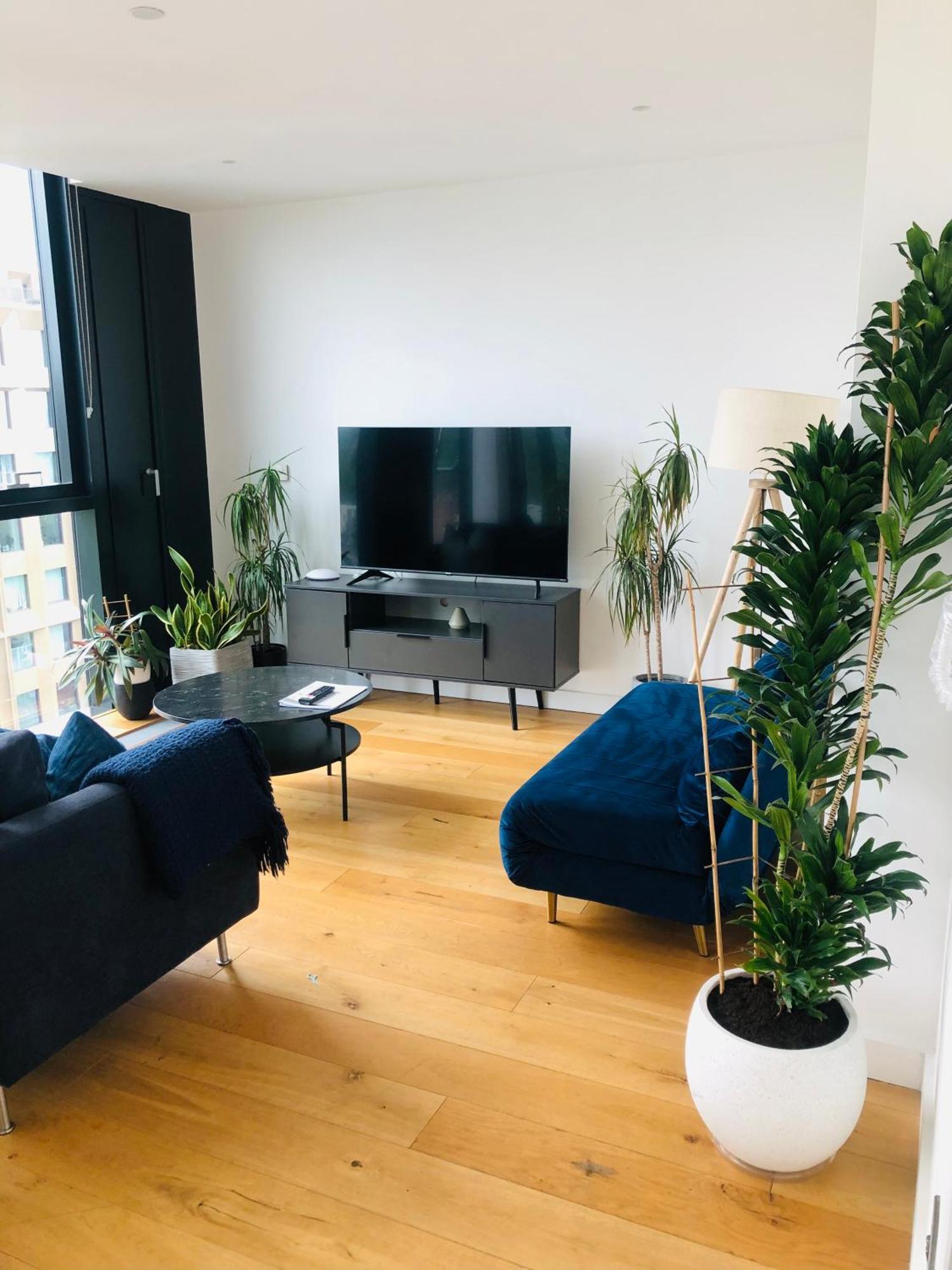 Luxury 2 Bedroom Apartment 20 Min From Central London Londres Exterior foto